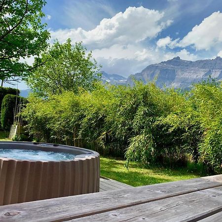 Appartement avec jacuzzi dans chalet privé, grande terrasse, parking gratuit Les Houches Esterno foto