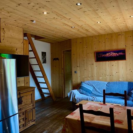 Appartement avec jacuzzi dans chalet privé, grande terrasse, parking gratuit Les Houches Esterno foto